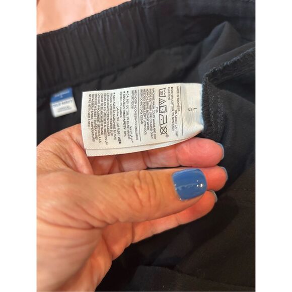 Old Navy L OGC black Chino Shorts and Everyday Twill Shorts - Picture 4 of 7